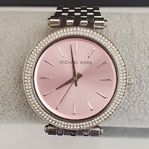 Michael Kors Women's Watch Darcy Silver Tone Pink Dial Crystals MK3352‎ 39mm